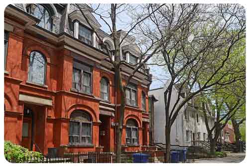 houses in midtown Toronto, Ontario.