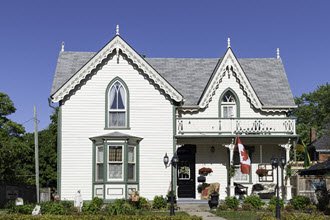 older white house and property