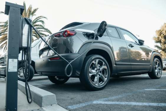 hybrid suv charging