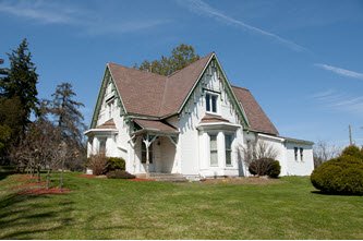 older white house and property